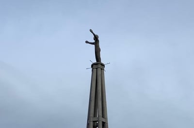 Low-carbon Hope Sculpture Graces Glasgow for COP26